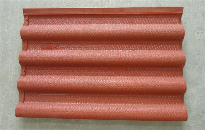 202110121800548663045